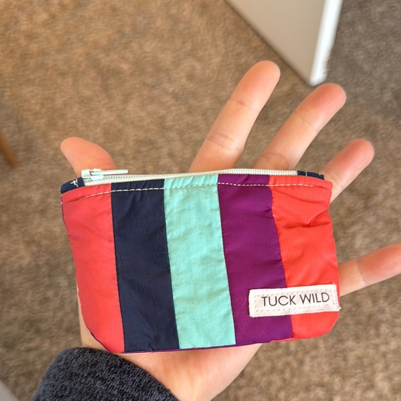 Multicolor Coin purse crafted in AK - Picture 3 of 3